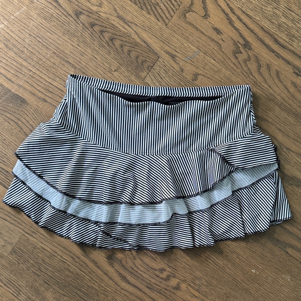 Lucky in Love tennis skirt in Black and White size medium